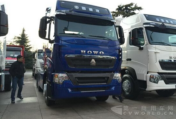 中國重汽HOWO T7H 540 牽引車（氣囊懸掛）.jpg