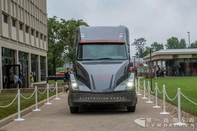 全電動(dòng)重型城市用卡車概念車全球首秀，就是這么燃！2.jpg