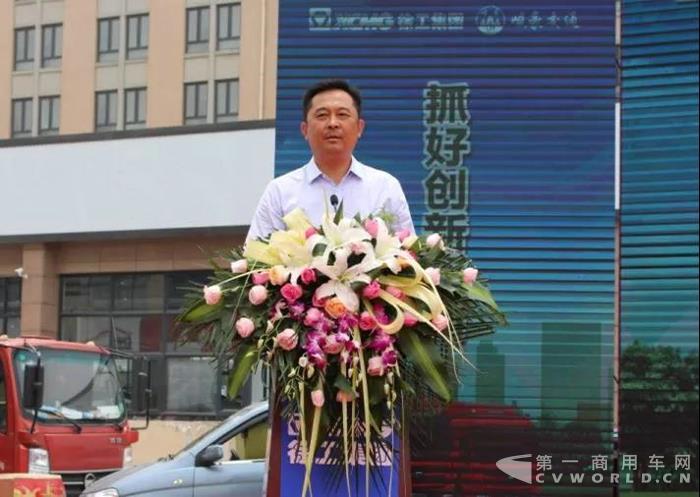 巨擘發力，出手不凡！徐工百臺新能源重卡助力家鄉藍天保衛戰1.jpg