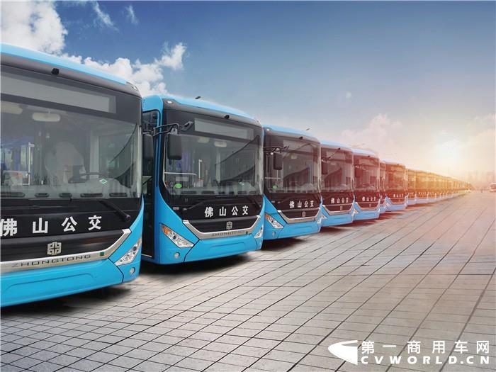 2020年9月份，五部委正式聯合發布《關于開展燃料電池汽車示范應用的通知》，明確規定了氫能產業發展“以獎代補”的方式，同時，燃料電池汽車城市群示范政策正式落地。