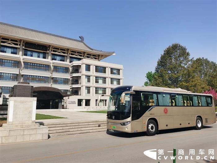 【第一商用車網 原創】今年一季度，客車市場收獲“3連增”，其中大、中客市場在2、3兩個月收獲了十分難得的“兩連增”，一掃此前“連降”的頹勢。二季度，“連增”勢頭會繼續嗎？