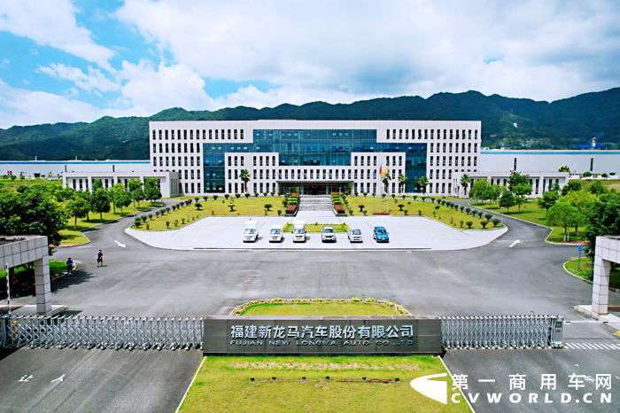 新龍馬汽車“重走紅色路 致敬新時代”品牌煥新之旅，從古田出發，途徑井岡山、遵義、延安，終于在嘉興畫上圓滿的句號。此行一路走來，新龍馬汽車用行動向外界傳遞出一個信號：新龍馬汽車將以煥然一新的面貌，大踏步向著中國自主品牌汽車強勢邁進，以創新為驅動力，在鞏固國內根據地的同時，開拓更廣闊的海外市場，讓中國汽車走向世界。

