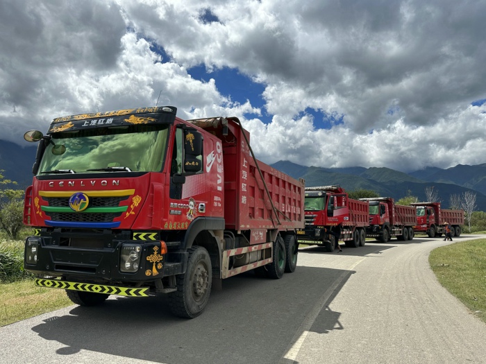 【第一商用車網 原創】2023年9月份，國內重卡市場終端需求繼續回暖，同比、環比均實現兩位數增長，兩位數增長也是各細分市場的“及格線”，但增幅的高低卻是天差地別。