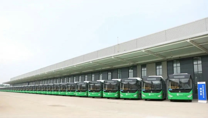責任擔當！中通客車榮膺“車輪上的中國”年度盛典兩項大獎4.jpg