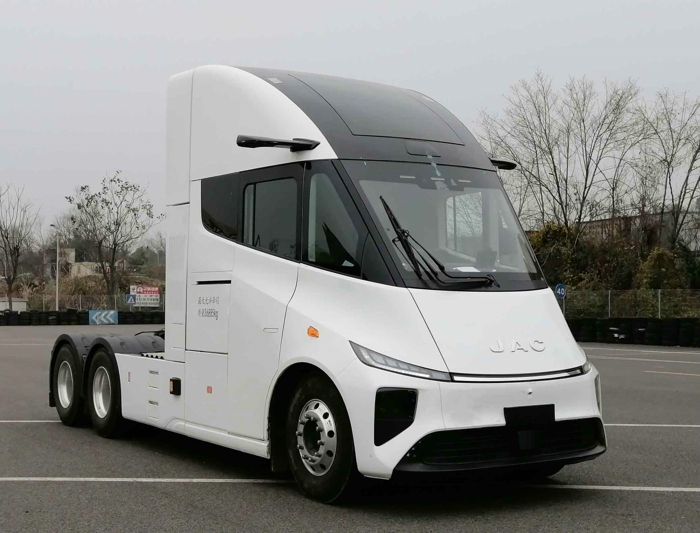 江淮電動牽引車.jpg