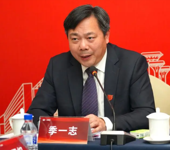 【第一商用車網 原創】3月30日，一汽解放集團股份有限公司發布2023 年年度報告。年報顯示，2023年，一汽解放實現營收639.05億元，同比增長66.71%，實現歸母凈利潤7.63億元，同比增長107.66%，在資本市場上交出了一份亮眼的年度成績單。一汽解放是如何實現這樣亮眼的成績？對于已走完1/4的2024年，一汽解放的機會又在哪里？