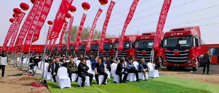 北京重卡追夢530LNG牽引車112.jpg