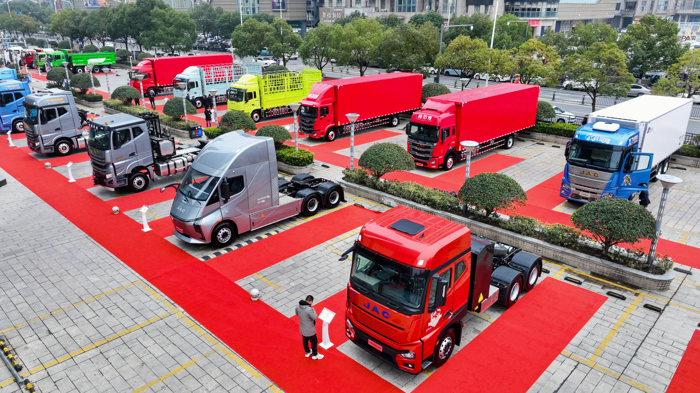 【第一商用車網 原創】4月份，各家主流重卡企業的表現如何？
