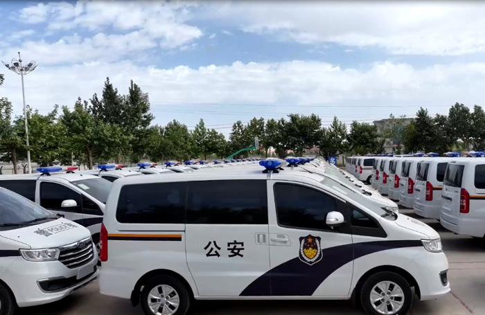 84臺江淮瑞風警車“入列” 交付皮山縣公安局2.png