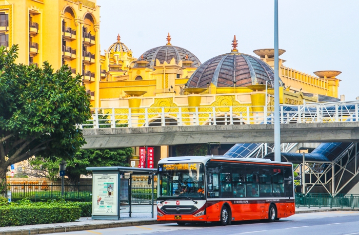 2024年11月8日-10日，第十四屆中國（澳門）國際汽車博覽會在澳門成功舉行。中通客車攜H12、N10、V7三款精品客車亮相展會，為澳門及全球公共交通提供城市公交、旅游團體、接駁擺渡等應用場景解決方案。