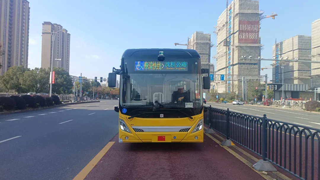 近日，中車電動旗下的長沙中車智馭新能源科技有限公司（下稱智馭公司）成功中標成都公交集團星辰巴士有限公司自動駕駛公交車輛采購項目。該項目是智馭公司首個千萬級的自動駕駛訂單，中標金額1189萬元。