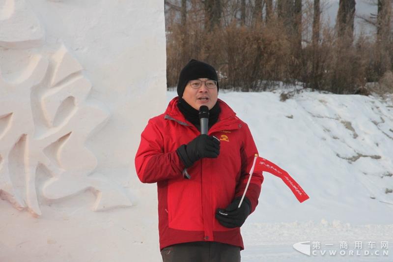 江鈴特順黑河英雄會冰雪挑戰激情上演