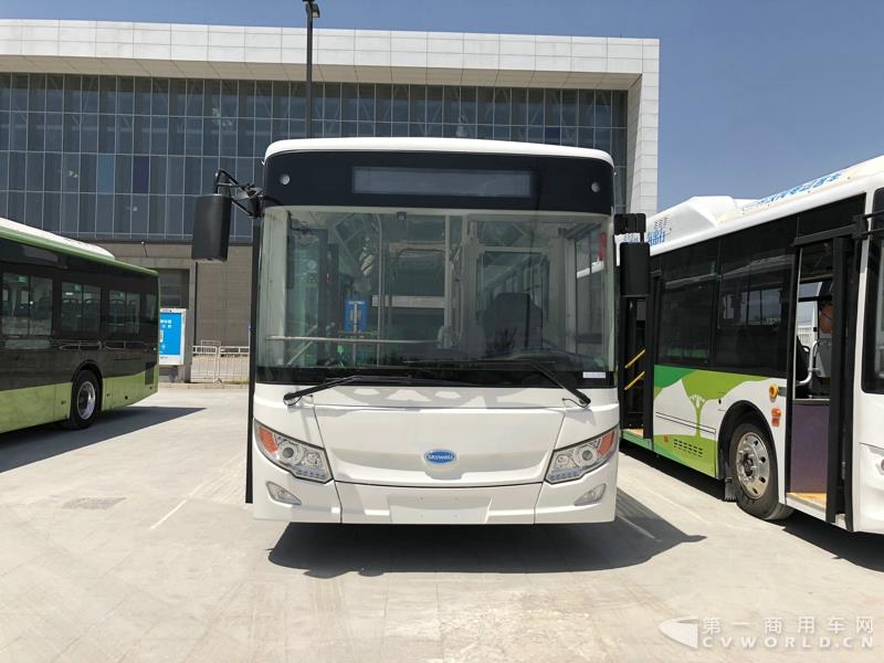 南京金龍NJL6100EV2純電動公交車