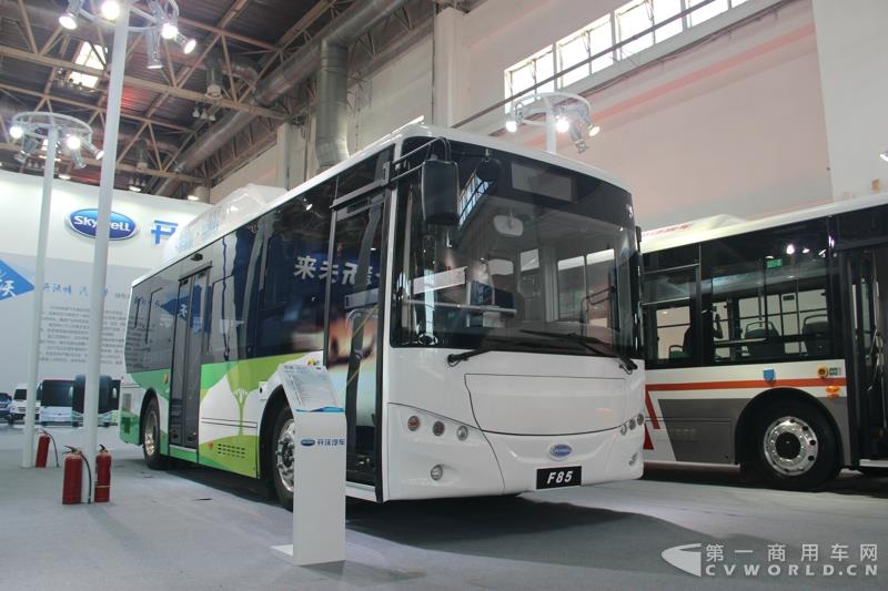 南京金龍F85氫燃料電池客車